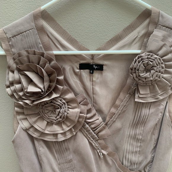 Ryu Sleeveless Dress. Size Small - Picture 3 of 3